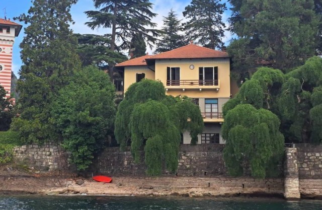 Sul Lago by Interhome