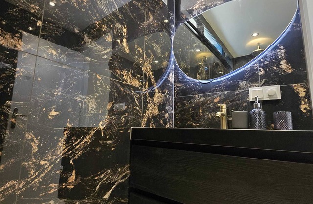 Sultan Suites