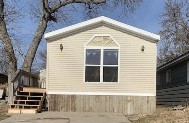 Summer Fun! Lake Poinsett. Lakefront! Private Dock. 2 bed 2 bath
