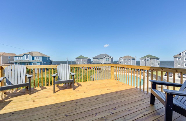 SUMMER SAVINGS - Semi-Soundfront Dog Friendly w/Hot Tub, Windsports/Boat Access