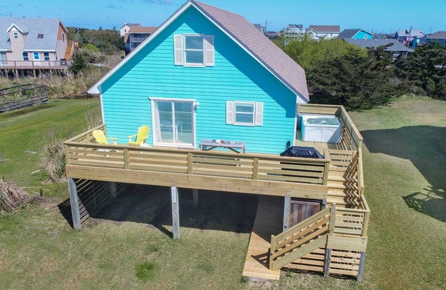 SUMMER SAVINGS - Soundside Dog Friendly Home w/Hot Tub, Smart TVs, Beach Nearby