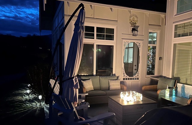 Summer Short & Winter Long term rental at Canada's Warmest Lake Osoyoos