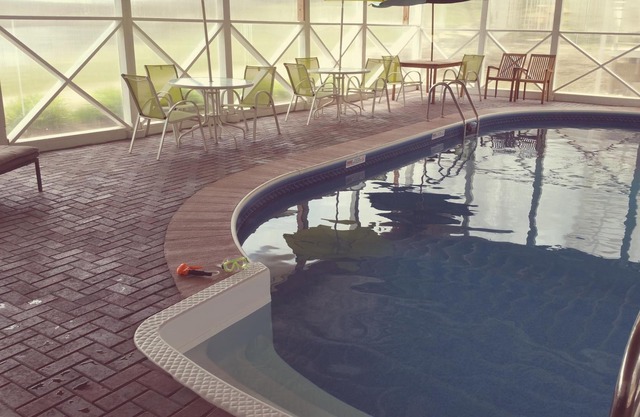 Summer Snow Cottages & Event Center, Indoor Pool, Commercial Kitchen, Yacht