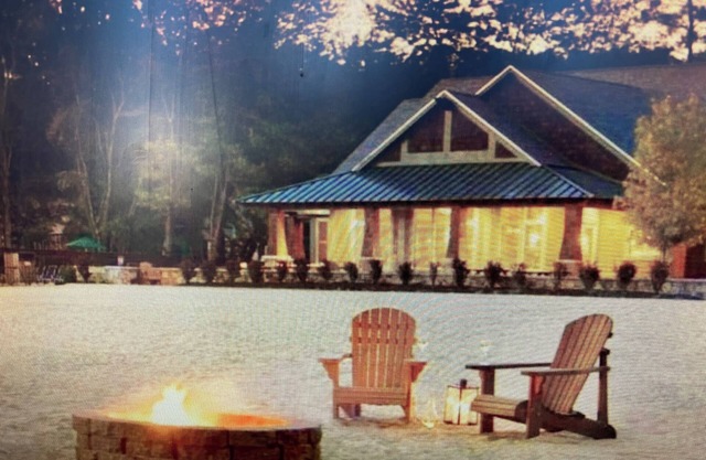 Summer Village! Charming 2-bedroom cottage with AC, WiFi in delightful Westford
