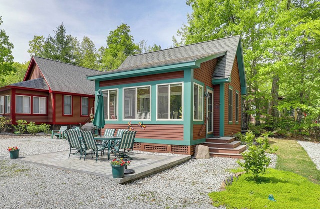 Summer Village Family Cottage w/Community Perks!