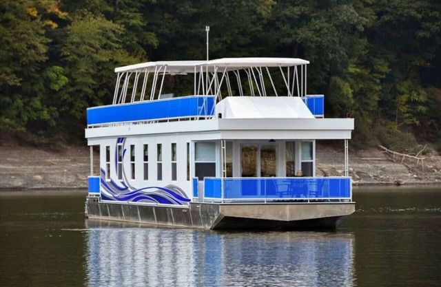 Summersun- Lee’s Ford Marina