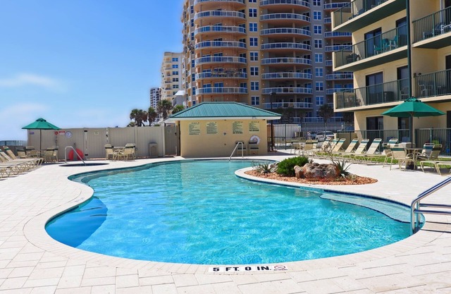 SUNGLOW RESORT 503 Spacious Deluxe Ocean Front Corner Suite with Large Balcony