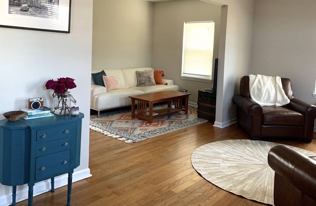 Sunny and Quiet 2-Bedroom House w/ a Big Deck and Heated Pool