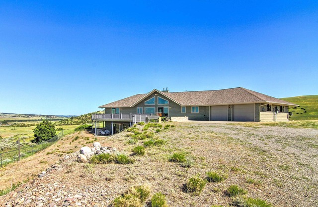 Sunny Big Timber Retreat w/Spacious Deck!