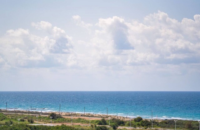 Sunny Haven Sea View Escape by Sea N' Rent