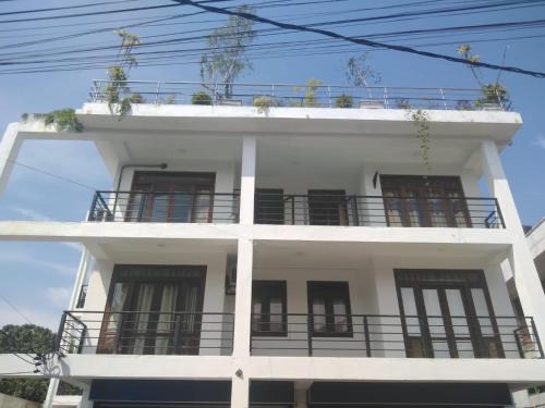 Sunrise Apartment