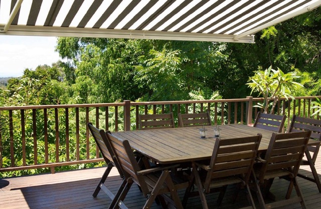 Sunrise House - Five Bedroom Cottage, Sleeps 10
