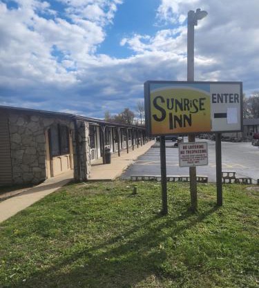 Sunrise Inn