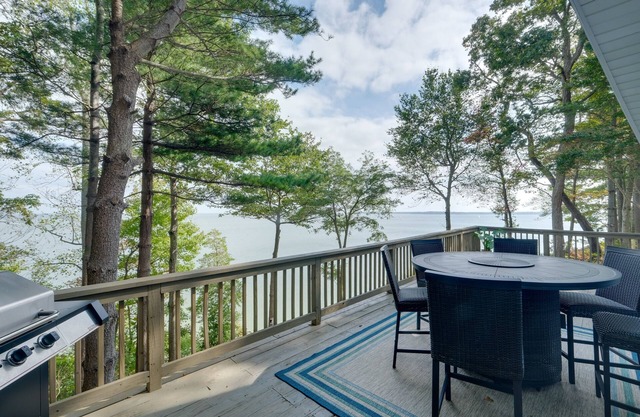 Sunrise Views: Waterfront Lusby Home w/Deck!