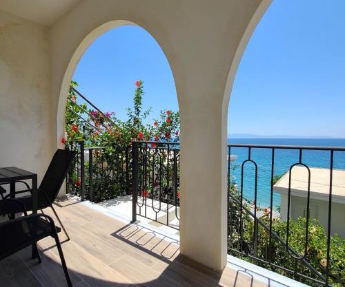 Sunset Boulevard Rooms