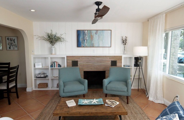 Sunset Hideaway - Luxury living, steps from the water, top of line furnishings