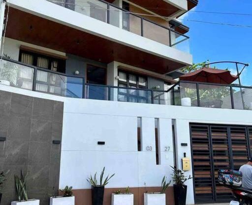Sunset House