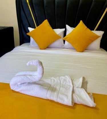Sunset studio stay