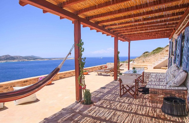 *Sunset Vibes* enjoy breathtaking 180+ degree sea views & luminous sky