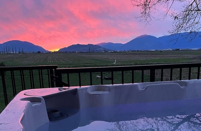 Sunset View Chilliwack BC-you always get cinnamon rolls or crepes for breakfast!