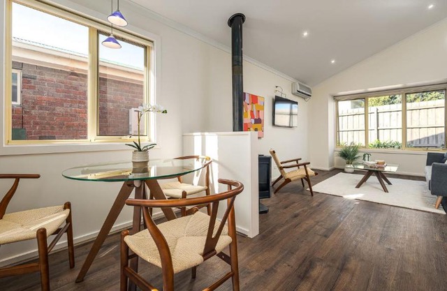 Sunshine Retreat Villa 1