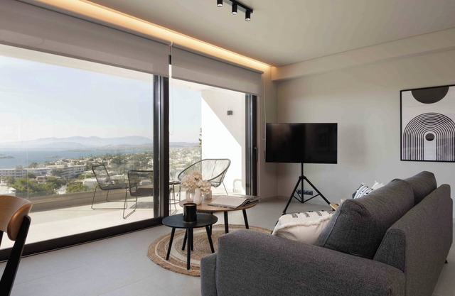 Sunshine Suite by Athens Riviera Suites
