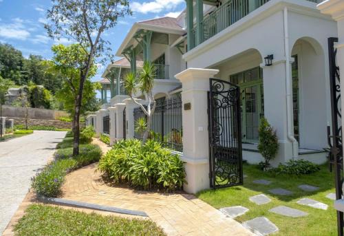 Suntropical-Happycity Phú Quốc