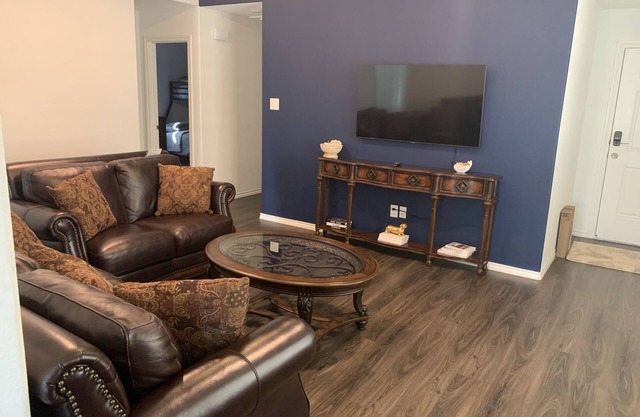 Super clean,Cozy Family getaway in Pinehurst w/4 bedrooms. Pet Friendly