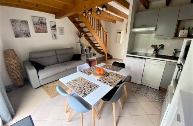 Superb 3* furnished chalet sleeping 4/6/private parking space