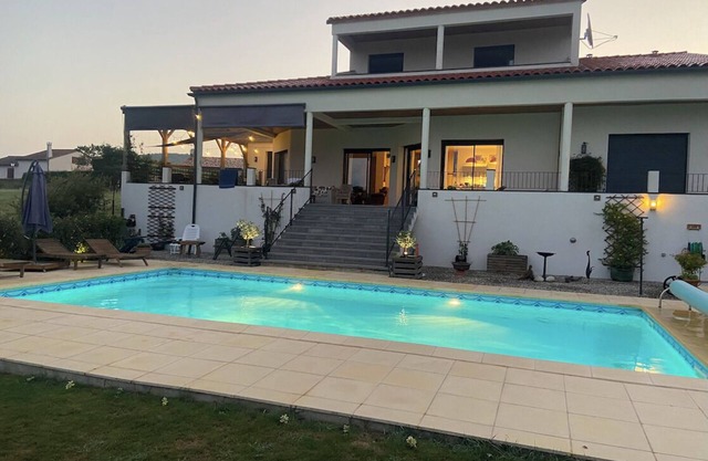 Superb 4-star villa with heated private pool close to Mirepoix, Occitanie