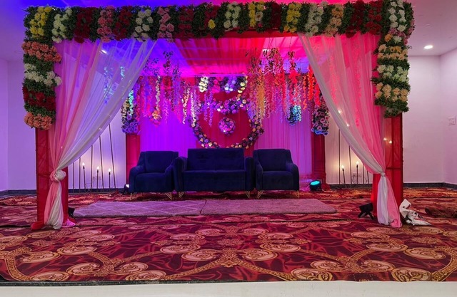 Superb 9-bedroom resort with AC, WiFi in lovely Pilibhit