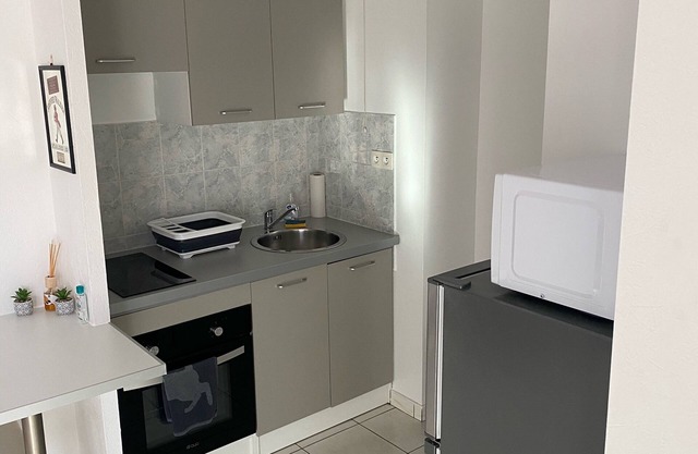 Superb air-conditioned apartment in a secure residence