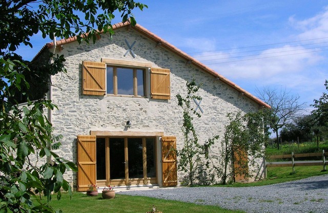 Superb Rural Gite with Private Heated Pool