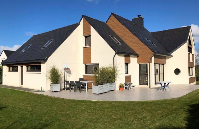 superb house ideally located 220 m2