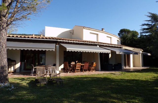 Superb villa with private swimming pool 10 pers.