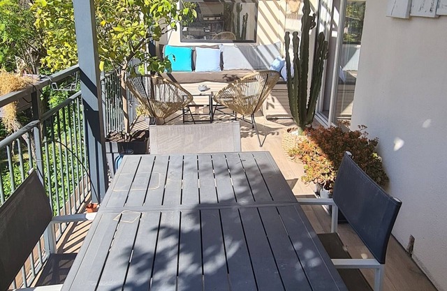 Superbe Appartement, Terrasse Calme et vue sur ND de la Garde, 7mn Vieux Port