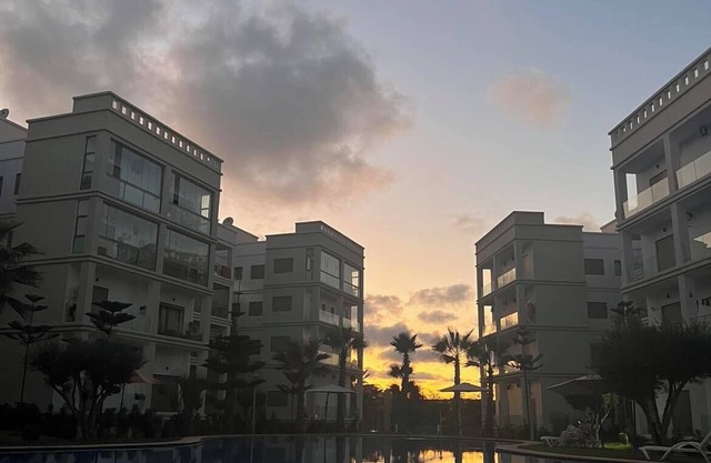 Superbe Appartement vue sur Piscine à 5 min de la Plage