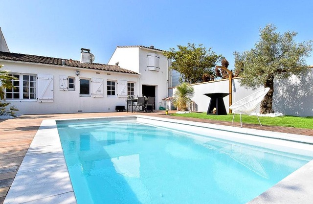 Superbe villa avec piscine chauffée