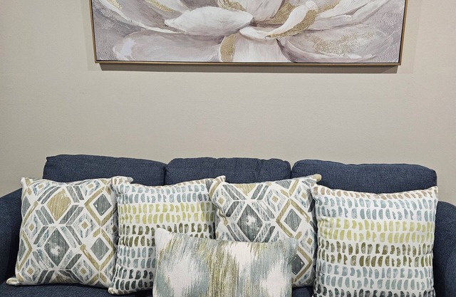 SUPERHOST Grace Galore Unit B, Luxury 2bedrm/w Crib,/Mesquite Convention Center