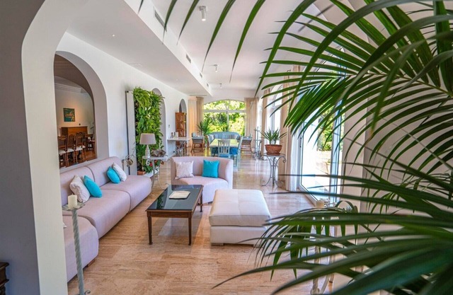 Superior double room, huge pool, family friendly