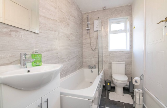 Superior House-Private Bathroom