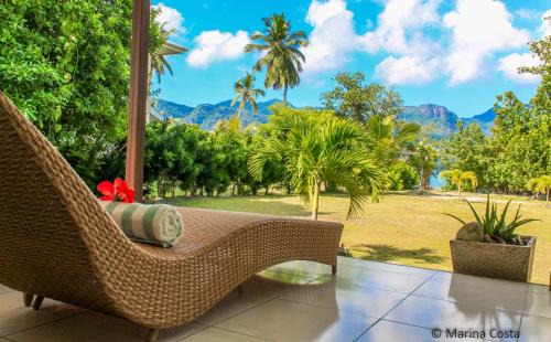 Surf Tropical Villa Takamaka
