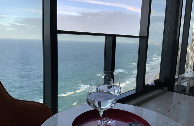 Surfers Paradise Beach Front Skyline 2 Bedroom Luxury Apartment.