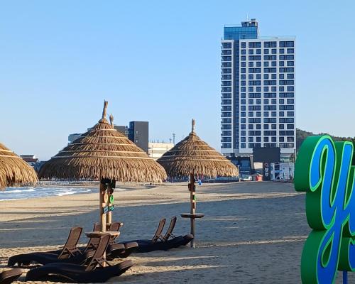 SurfResort INN-The City YangYang