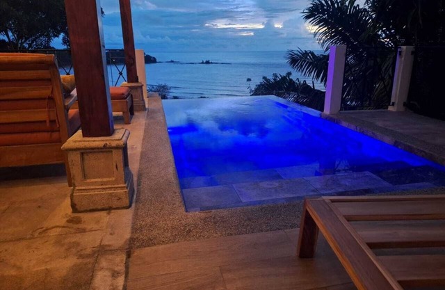 SWEEPING OCEAN VIEWS FROM EVERY ROOM! ENJOY NEW INFINITY POOL
