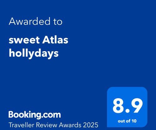 sweet Atlas hollydays