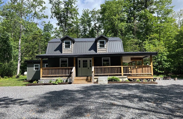 Sweet Fern Cottage, enjoy the seclusion and peace of the Appalachian Mountains.