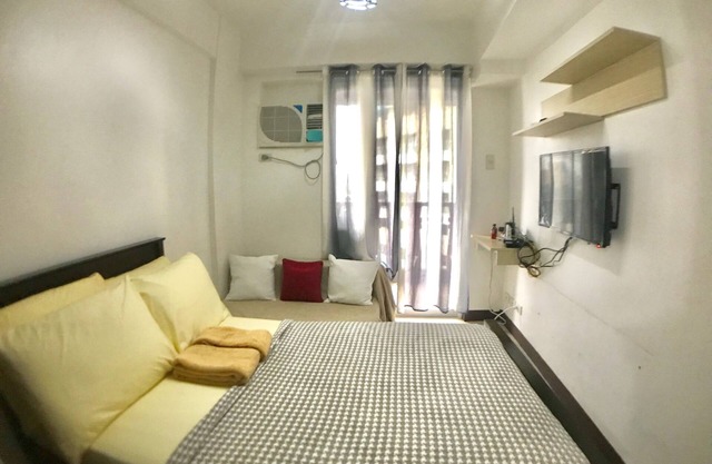 SweetSuites at Pine Crest New Manila/#T3-1212