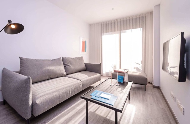 Sweett | Fira 203 - Two Bedroom Apartment, Sleeps 5