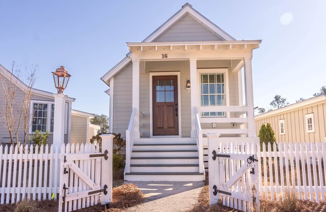 Sweetwater - Pet Friendly in River Dunes Community